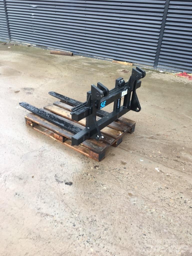  SE AB Terex TL65-80 Forquilhas