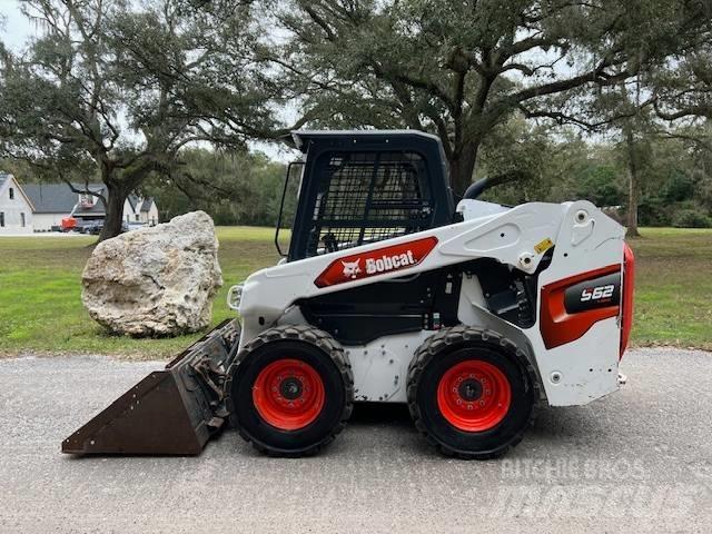 Bobcat S 62 Carregadoras de direcção deslizante