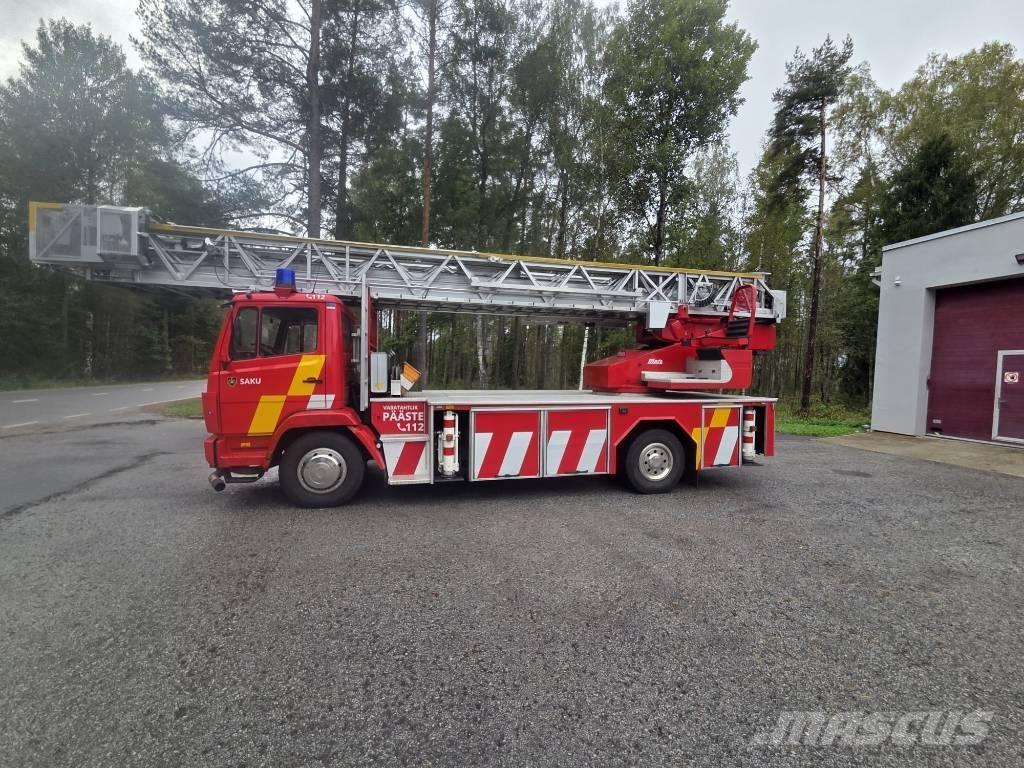 Mercedes-Benz 1524 Carros de bombeiros