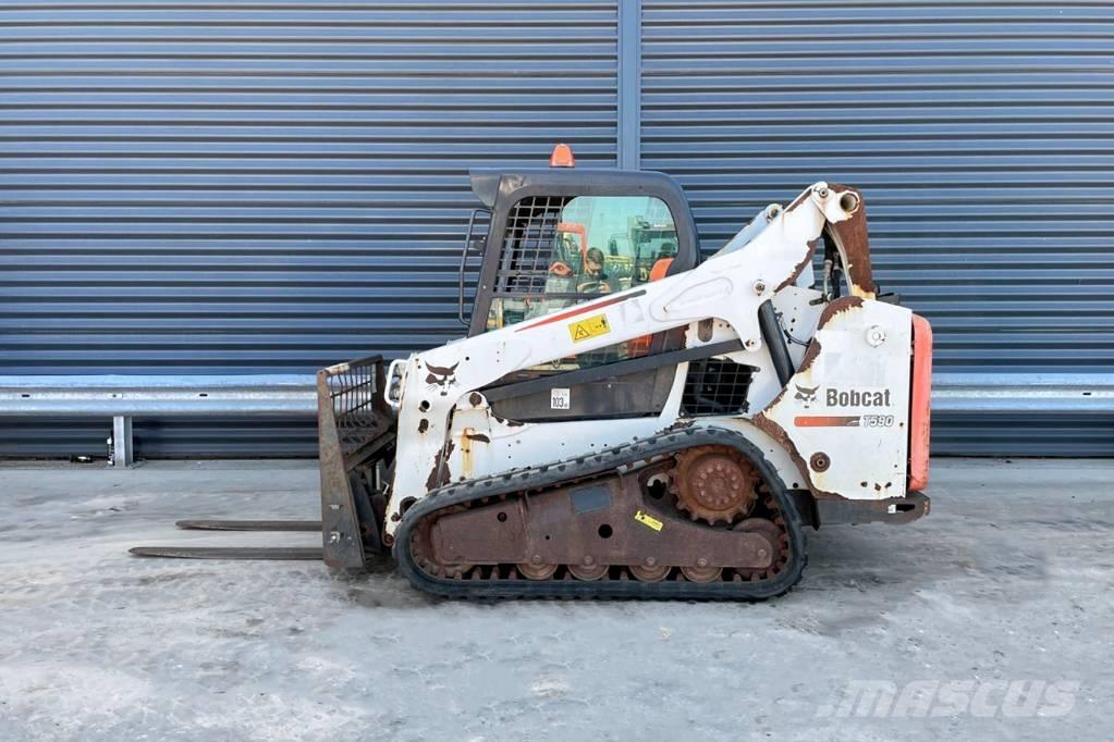 Bobcat T 590 Carregadoras de direcção deslizante