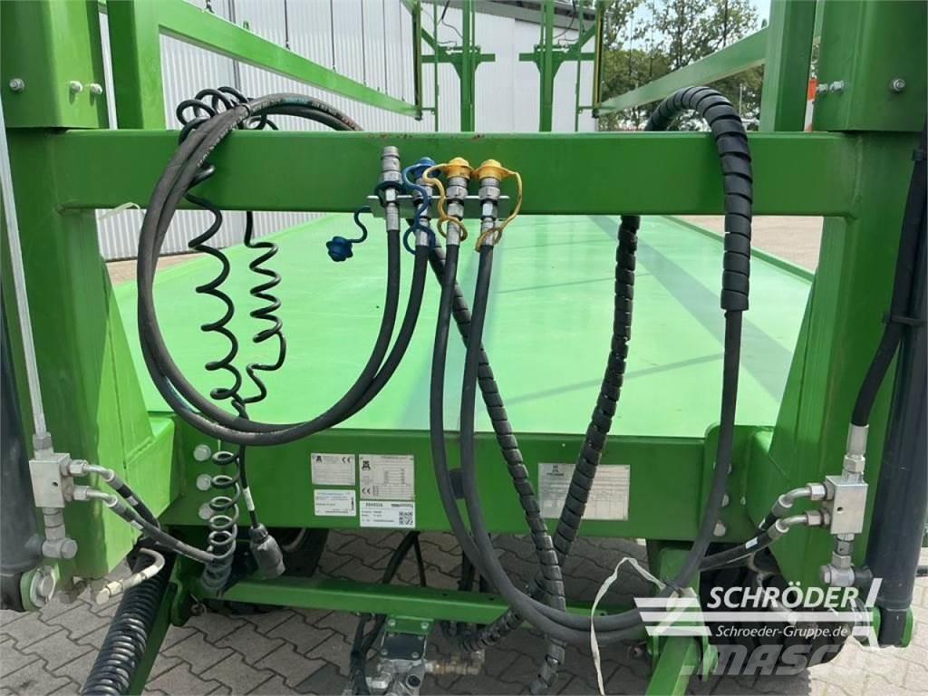  TO 26 M Reboque de fardos