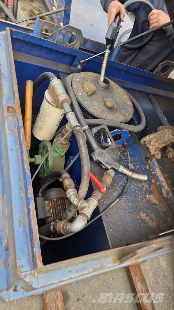  tolsma brandstoftank Outros