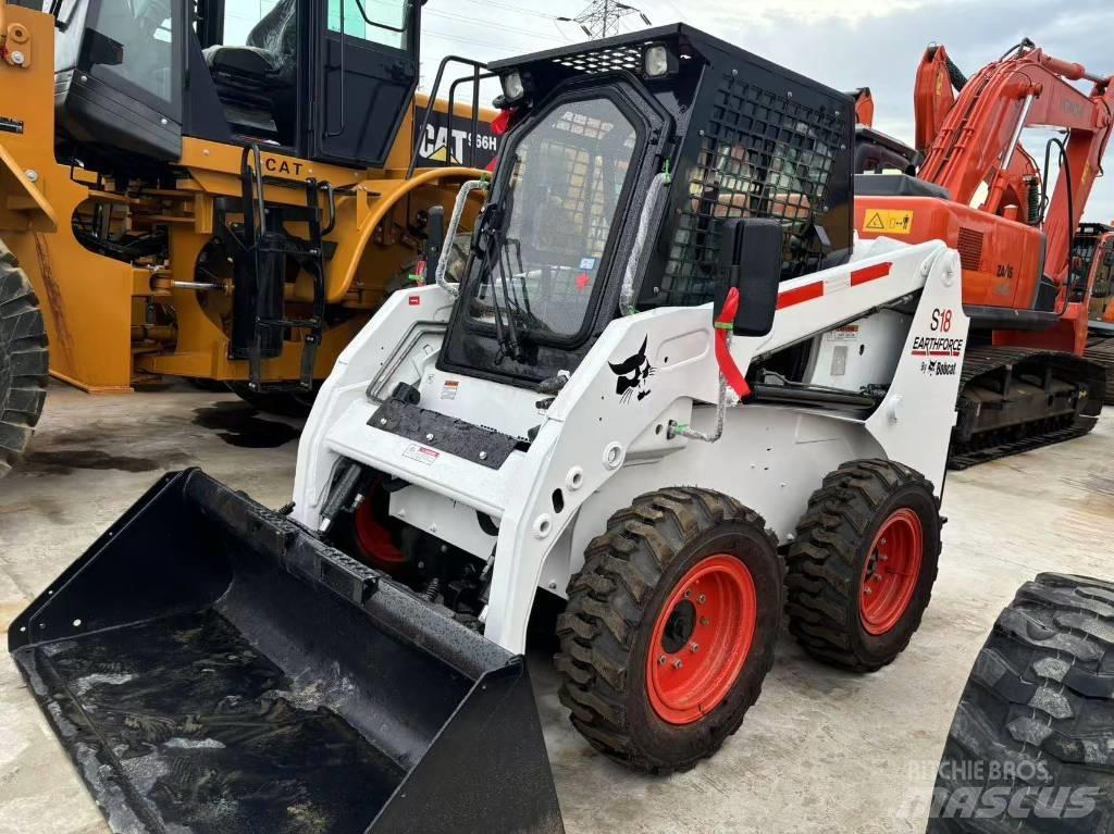 Bobcat S 160 Carregadoras de direcção deslizante