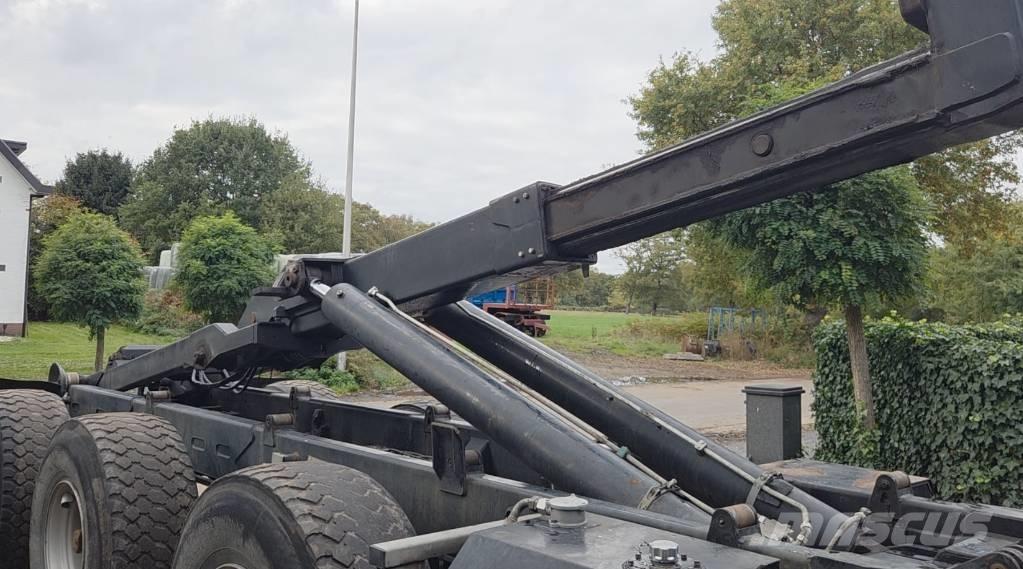 Pronar T386 Reboques elevadores gancho