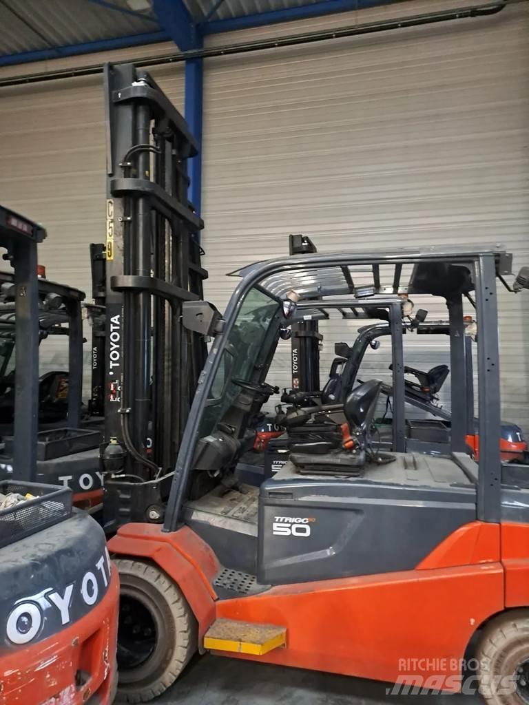 Toyota 8FBMT50 Empilhadores - Outros