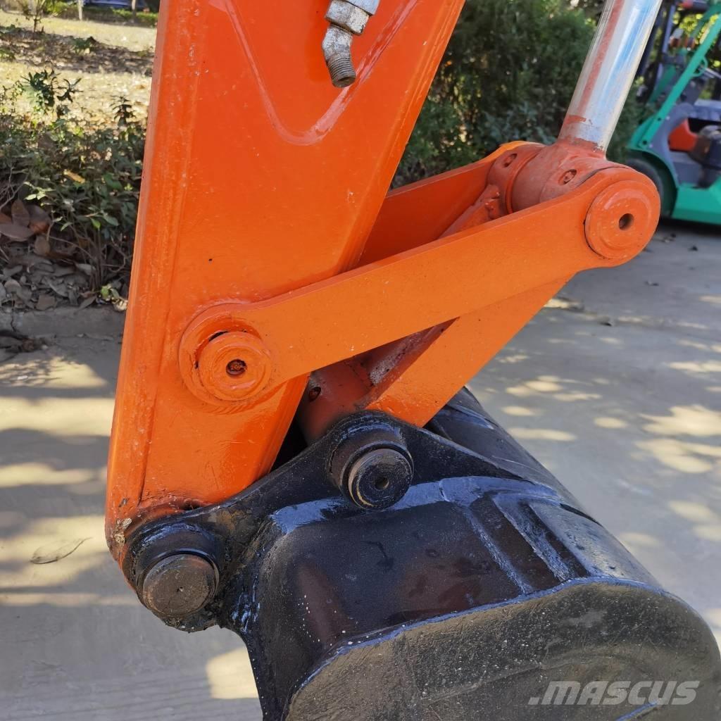 Hitachi ZX70 Escavadoras Midi 7t - 12t