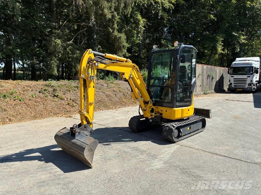 Komatsu PC26MR-5 Mini Escavadoras <7t