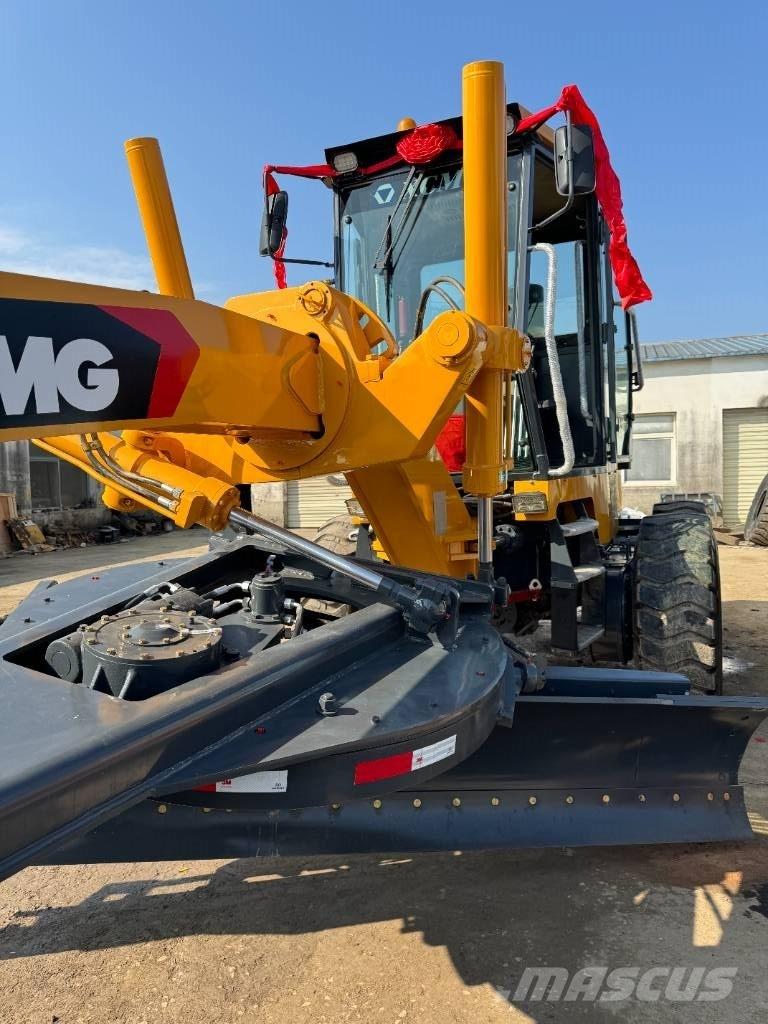 XCMG GR 2153 Motoniveladoras