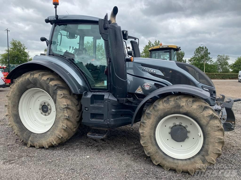 Valtra T 174EA Tratores Agrícolas usados