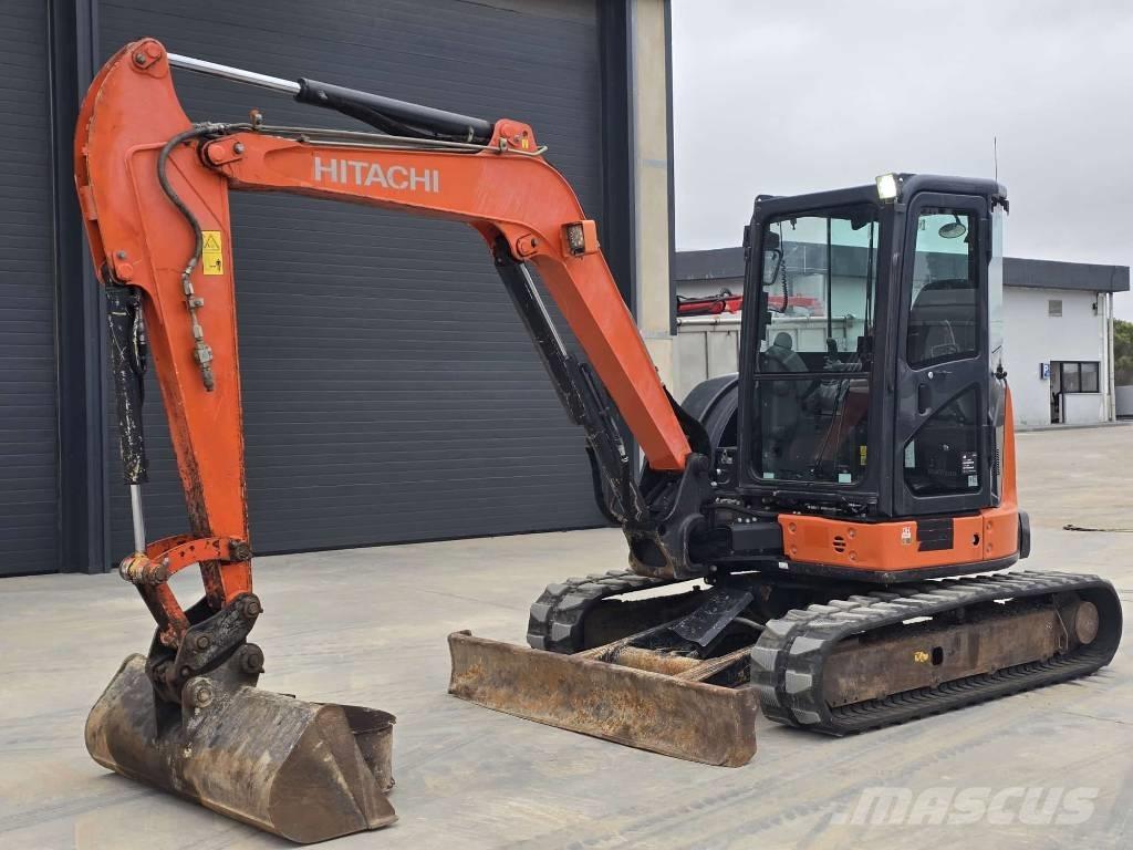 Hitachi ZX55U-5A CLR Mini Escavadoras <7t