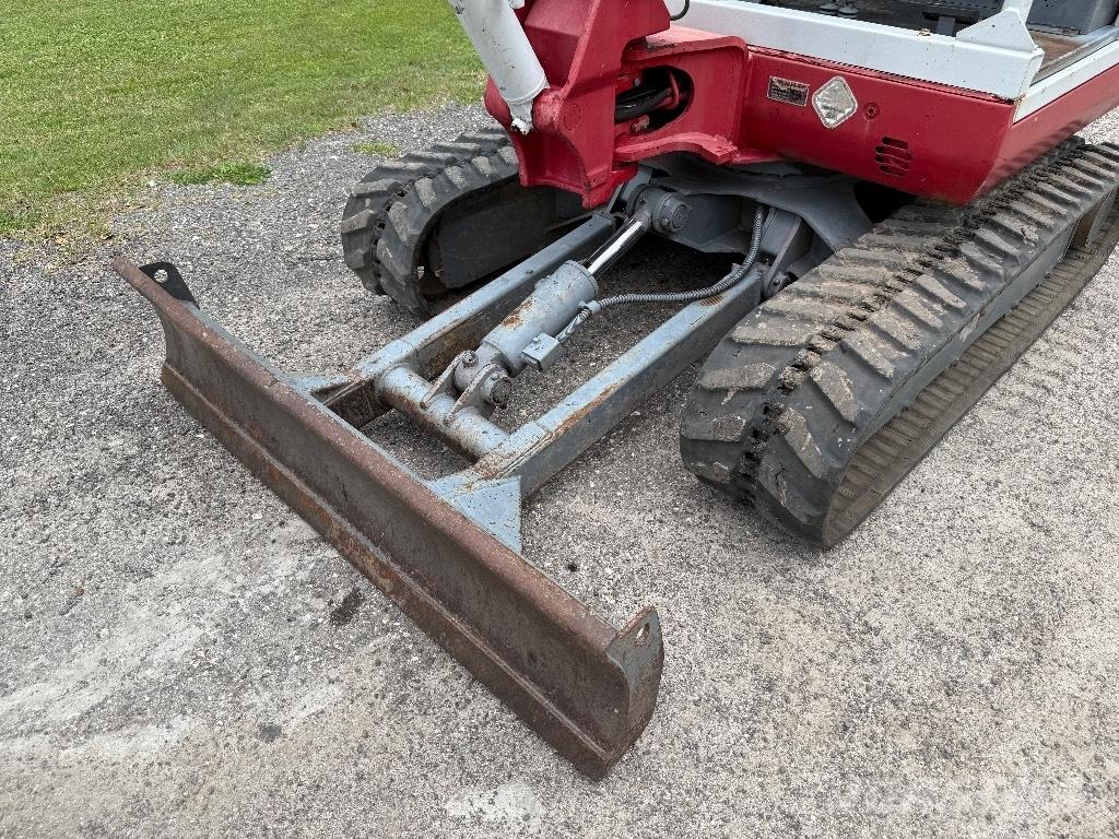 Takeuchi TB 135 Mini Escavadoras <7t
