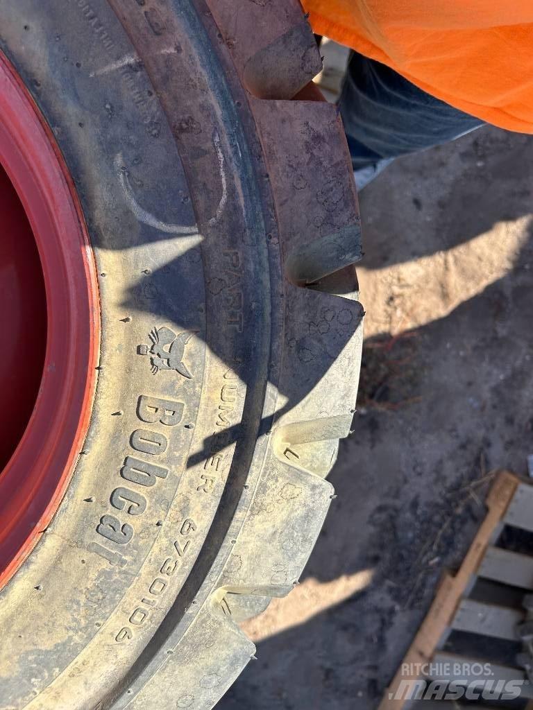 Bobcat 10x16.5 Tires Pneus, Rodas e Jantes