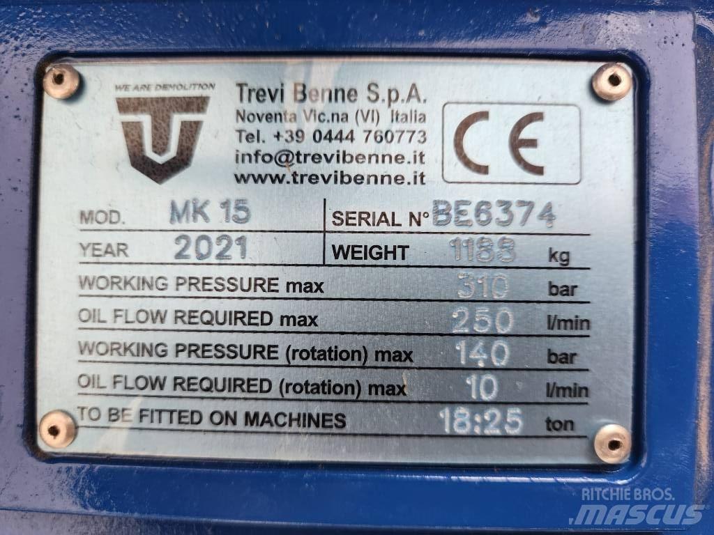 Trevibenne MK15 Britadeiras