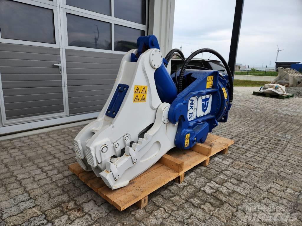 Trevibenne MK15 Britadeiras