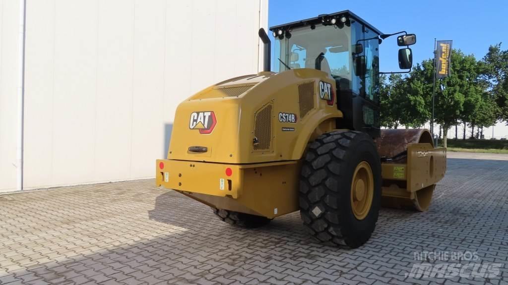 CAT CS74B Cilindros Compactadores monocilíndricos