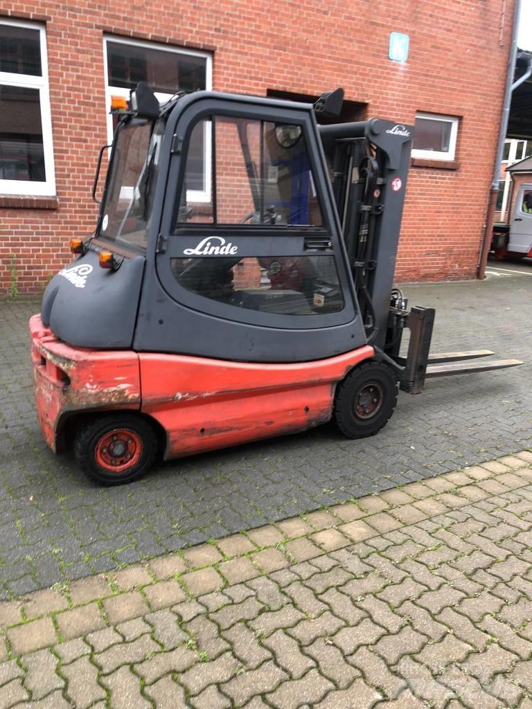 Linde E 30 Empilhadores eléctricos