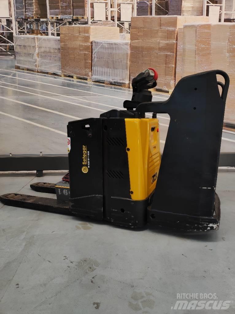 Yale MP20X FBW Porta-paletes com plataforma