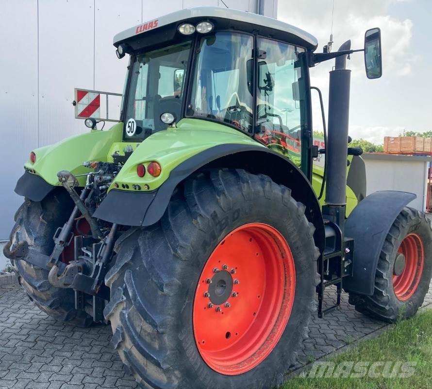 CLAAS AXION 840 Tratores Agrícolas usados