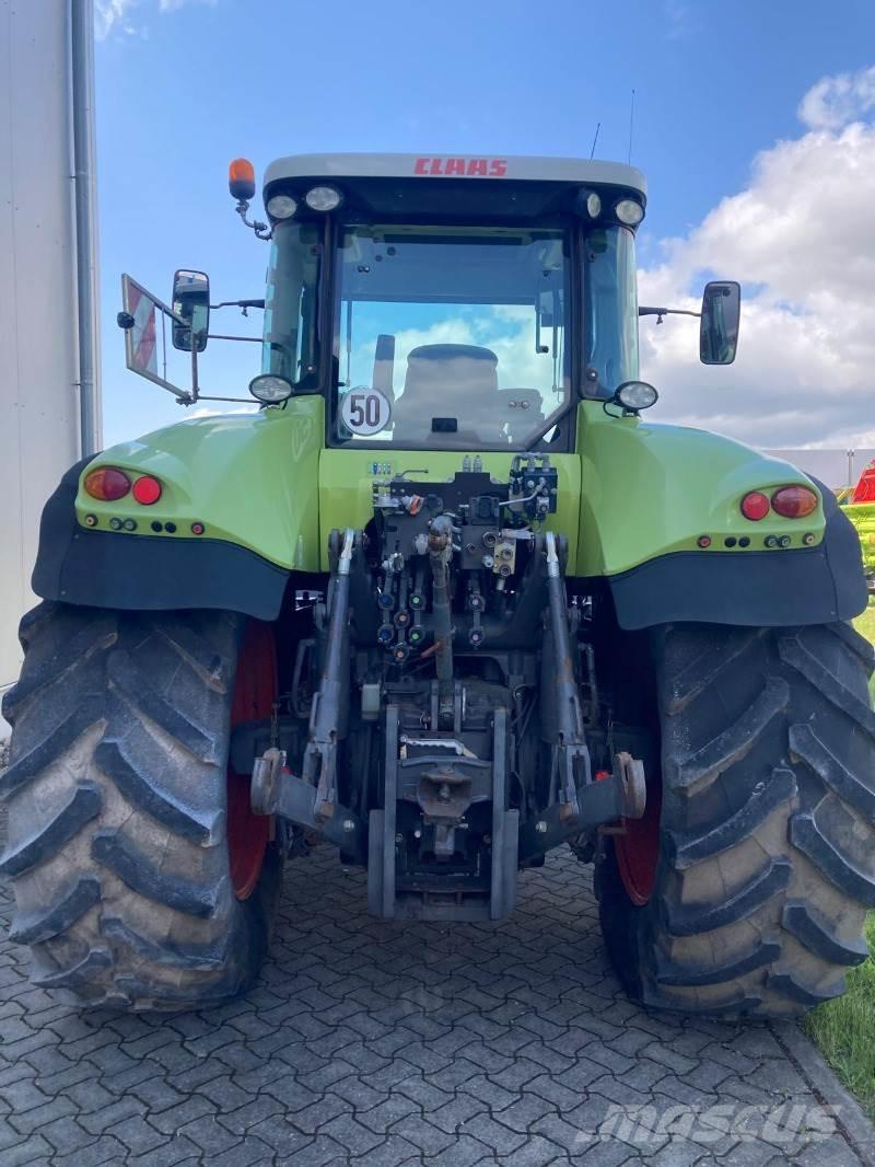 CLAAS AXION 840 Tratores Agrícolas usados