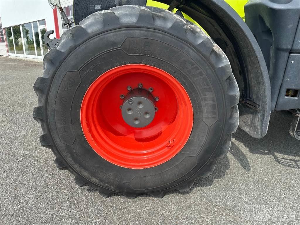 CLAAS Axion 870 Tratores Agrícolas usados