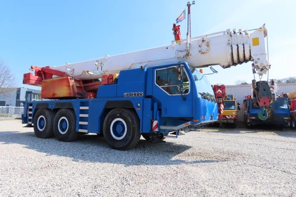Liebherr LTM 1055-1 Gruas Todo terreno