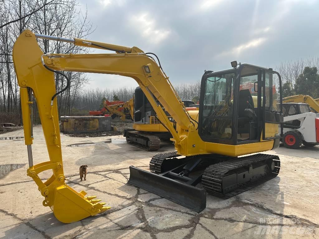 Komatsu PC56 Escavadoras de rastos