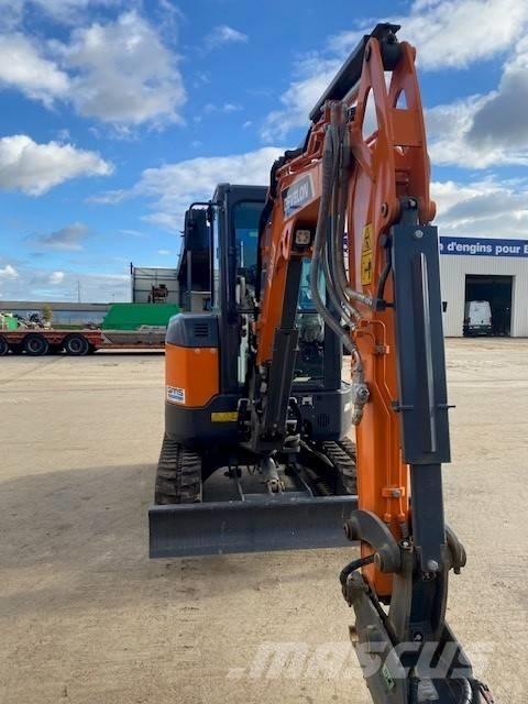 Develon DX 27 Z-7 Mini Escavadoras <7t