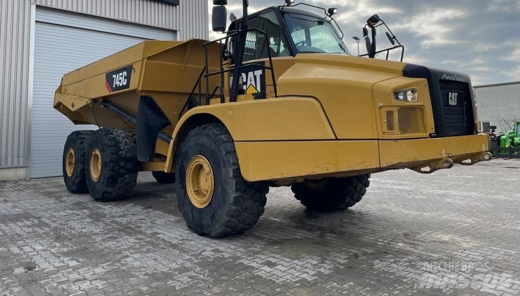 CAT 745 C Camiões articulados