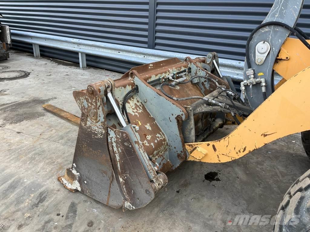 Liebherr L 506 Pás carregadoras de rodas