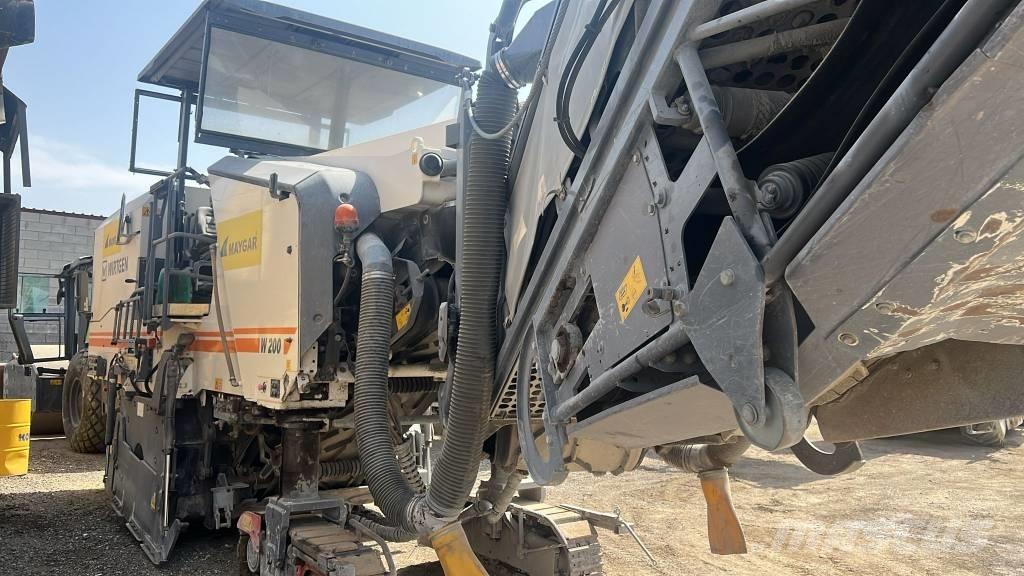 Wirtgen W 200 Máquinas separadoras de asfalto