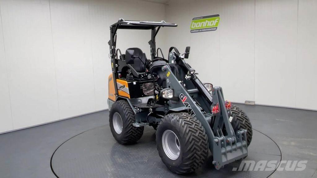 GiANT G2500 HD Pás carregadoras de rodas