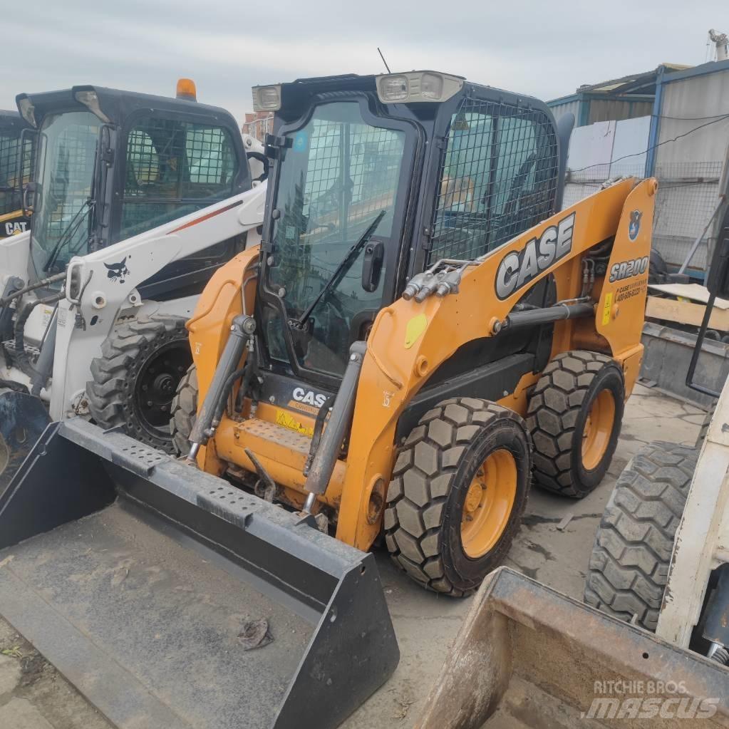 CASE SR 200 Carregadoras de direcção deslizante