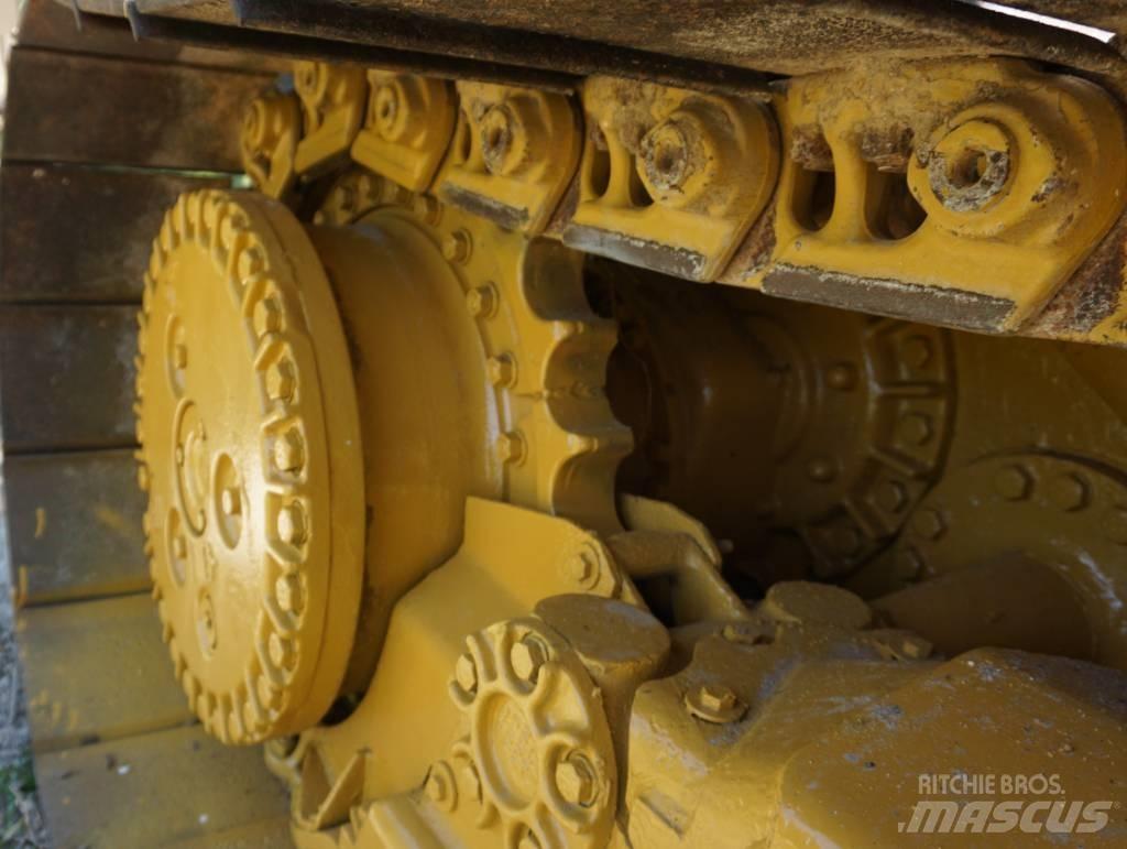 CAT D 6 K 2 LGP Dozers - Tratores rastos