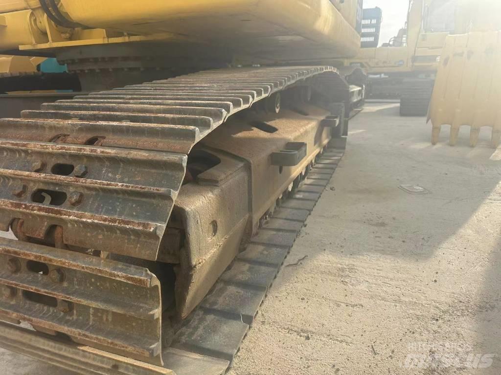 Komatsu PC 200 LC-7 Escavadoras de rastos