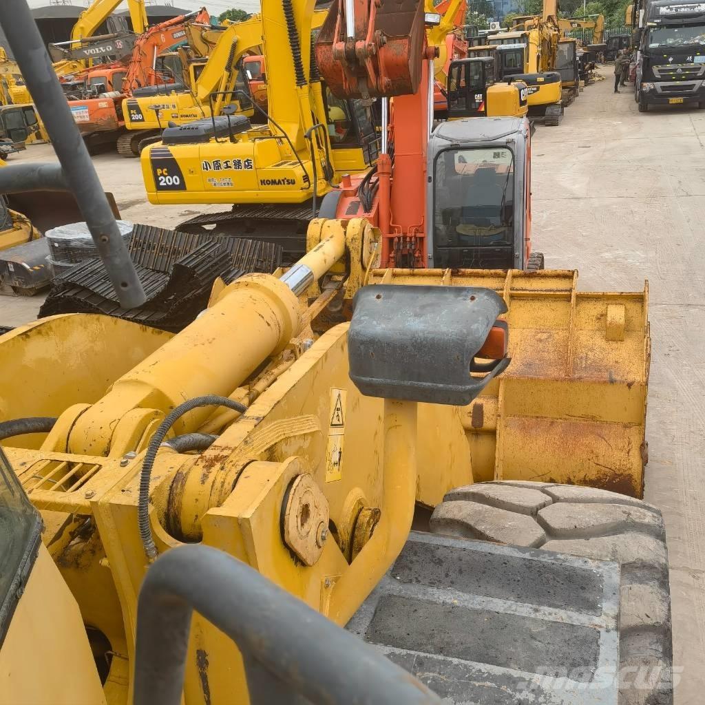 Komatsu WA 600-6 Pás carregadoras de rodas