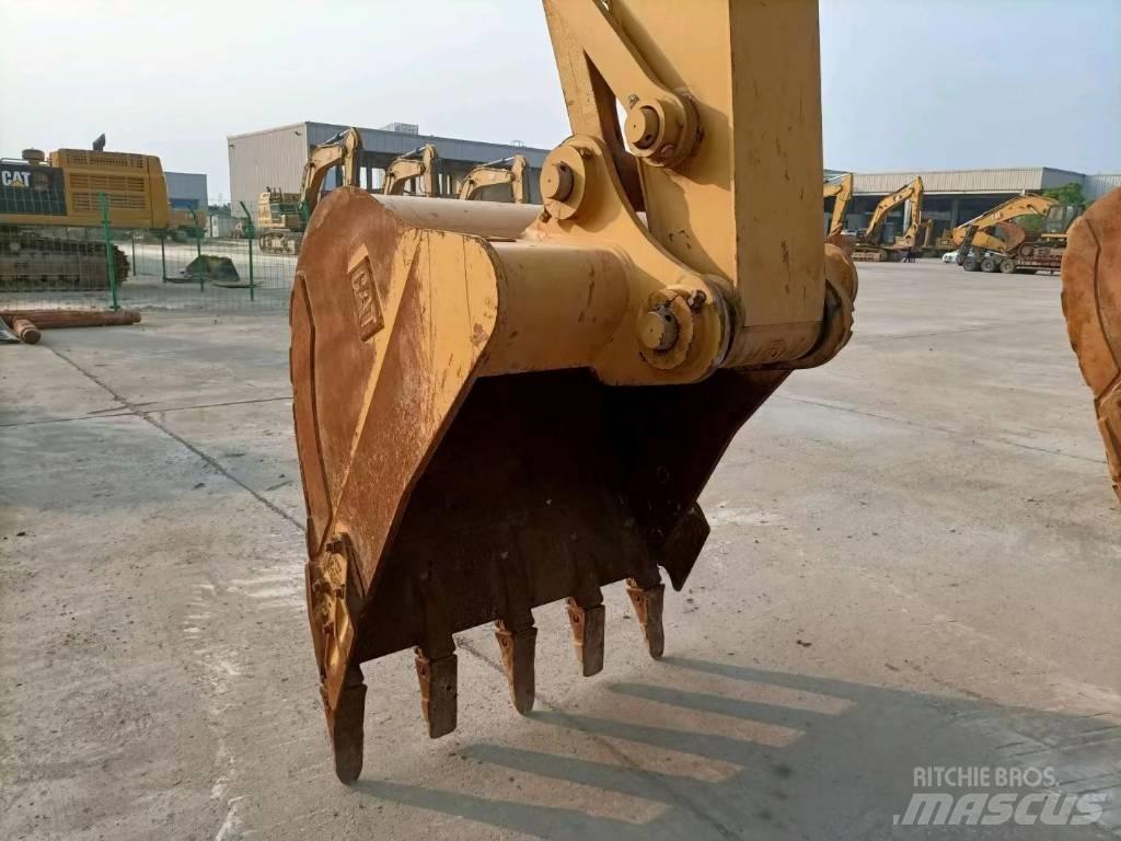 CAT 320GC Escavadoras de rastos