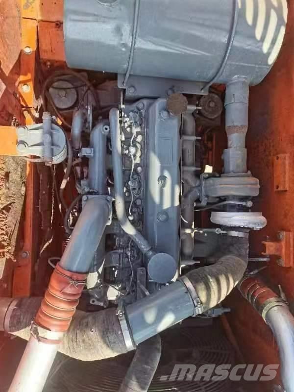 Doosan DX 225 Escavadoras de rastos