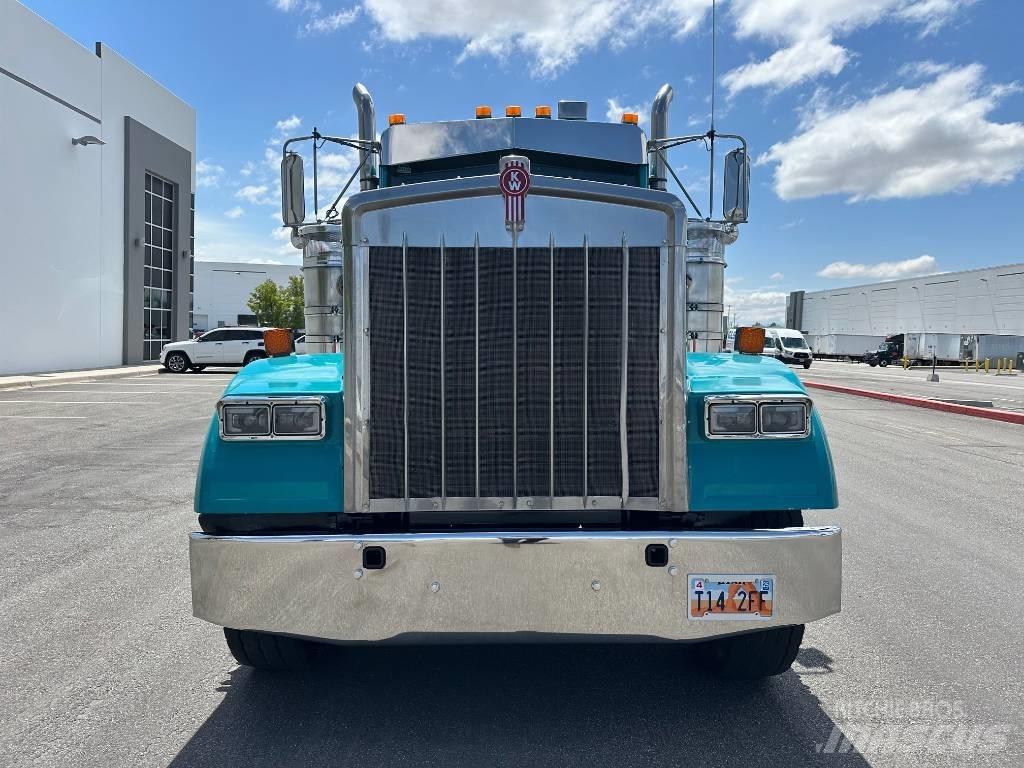 Kenworth W 900 Tractores (camiões)