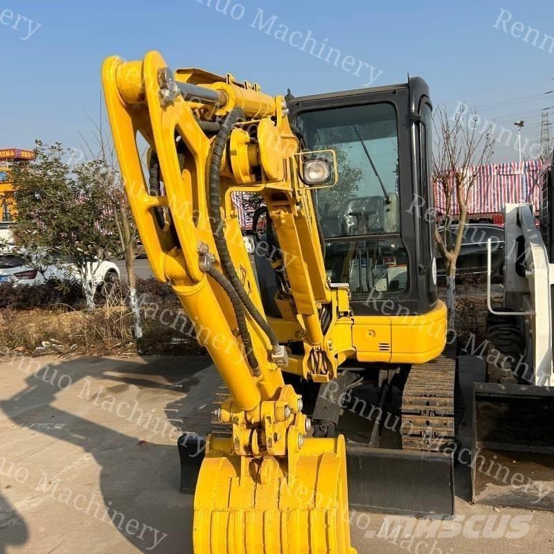 Komatsu PC 35 MR-3 Mini Escavadoras <7t