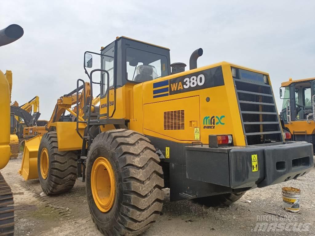Komatsu WA 380 Pás carregadoras de rodas