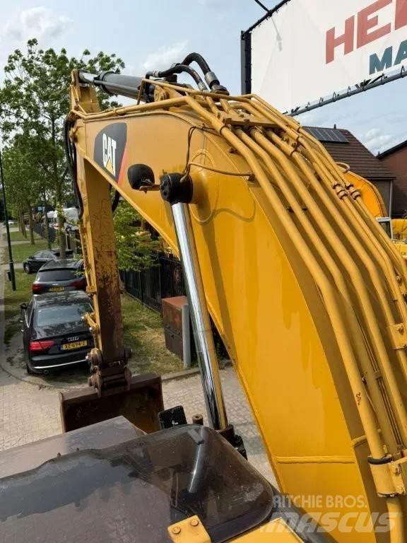CAT 320DL Escavadoras de rastos