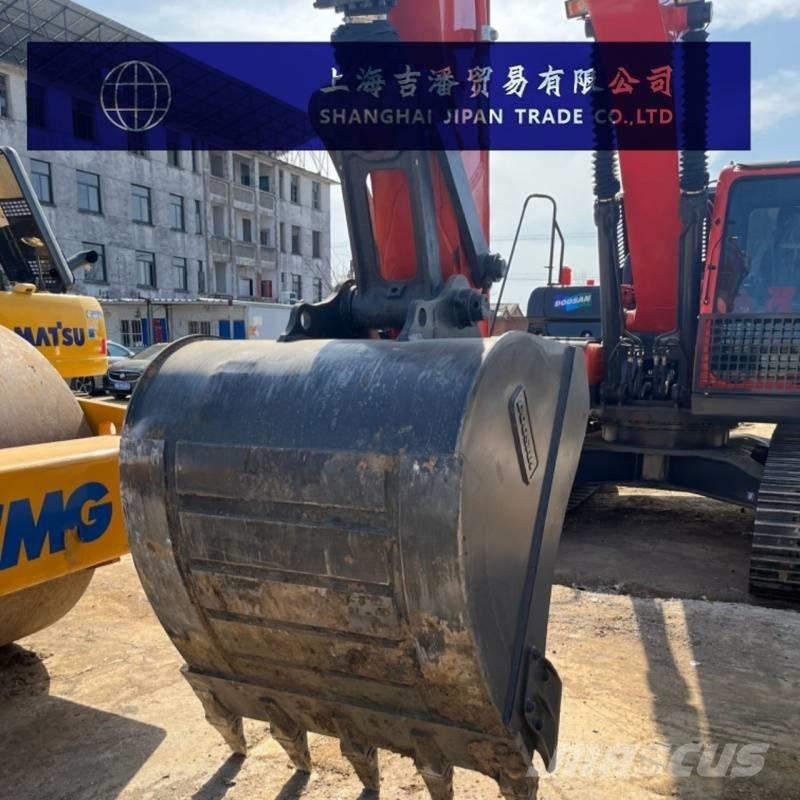 Doosan DX 225 LC Escavadoras de rastos