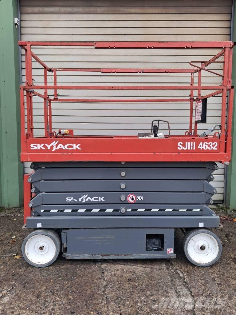 SkyJack SJ III 4632 Elevadores de tesoura