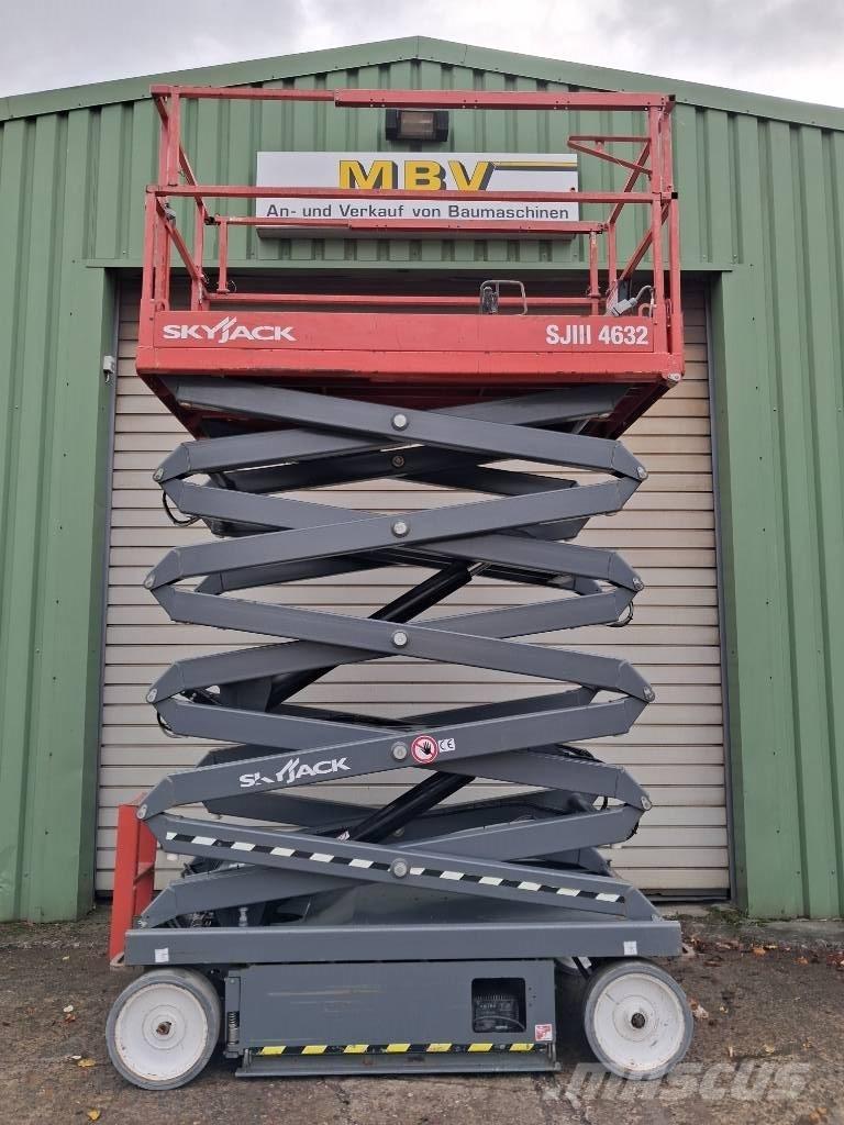 SkyJack SJ III 4632 Elevadores de tesoura