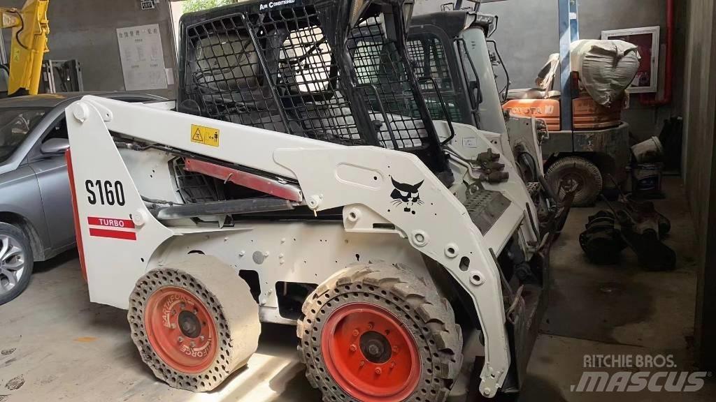 Bobcat S 160 Carregadoras de direcção deslizante