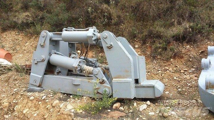 CAT SS RIPPER D9H Cortadores