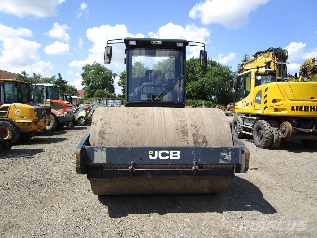 JCB VM 132  VM 137 Compactadores para terra