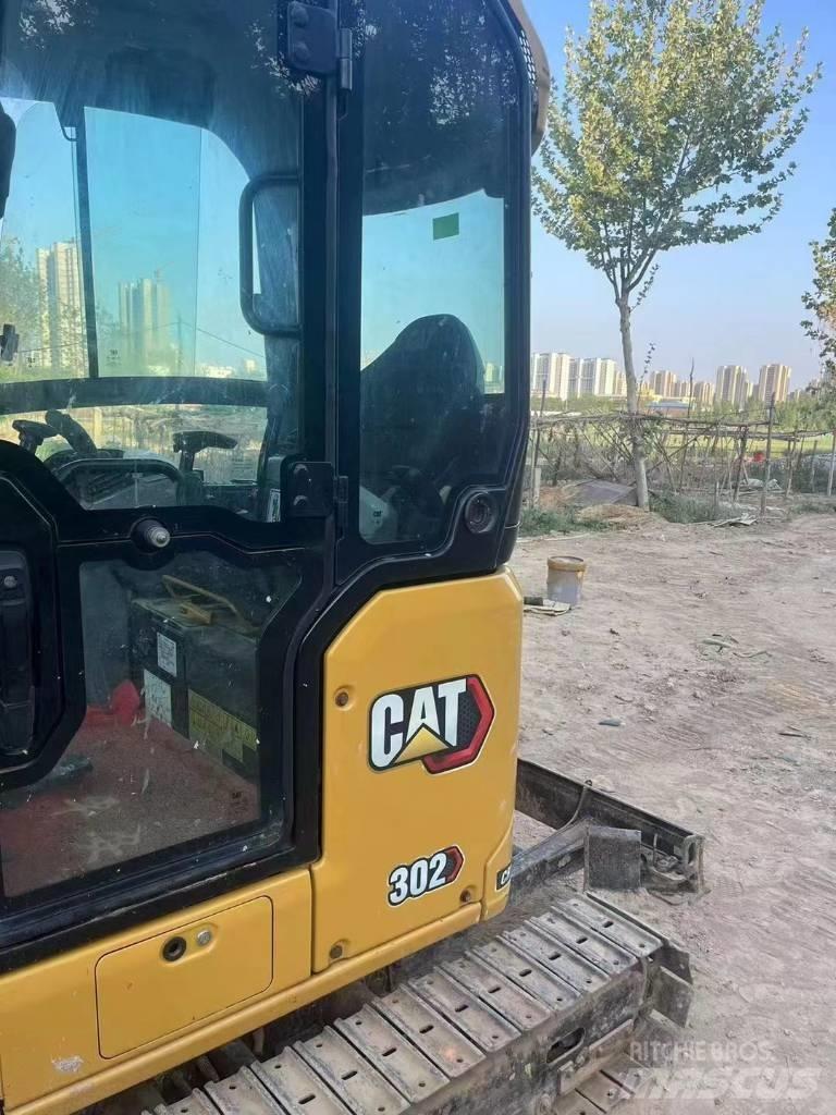 CAT 302 Mini Escavadoras <7t