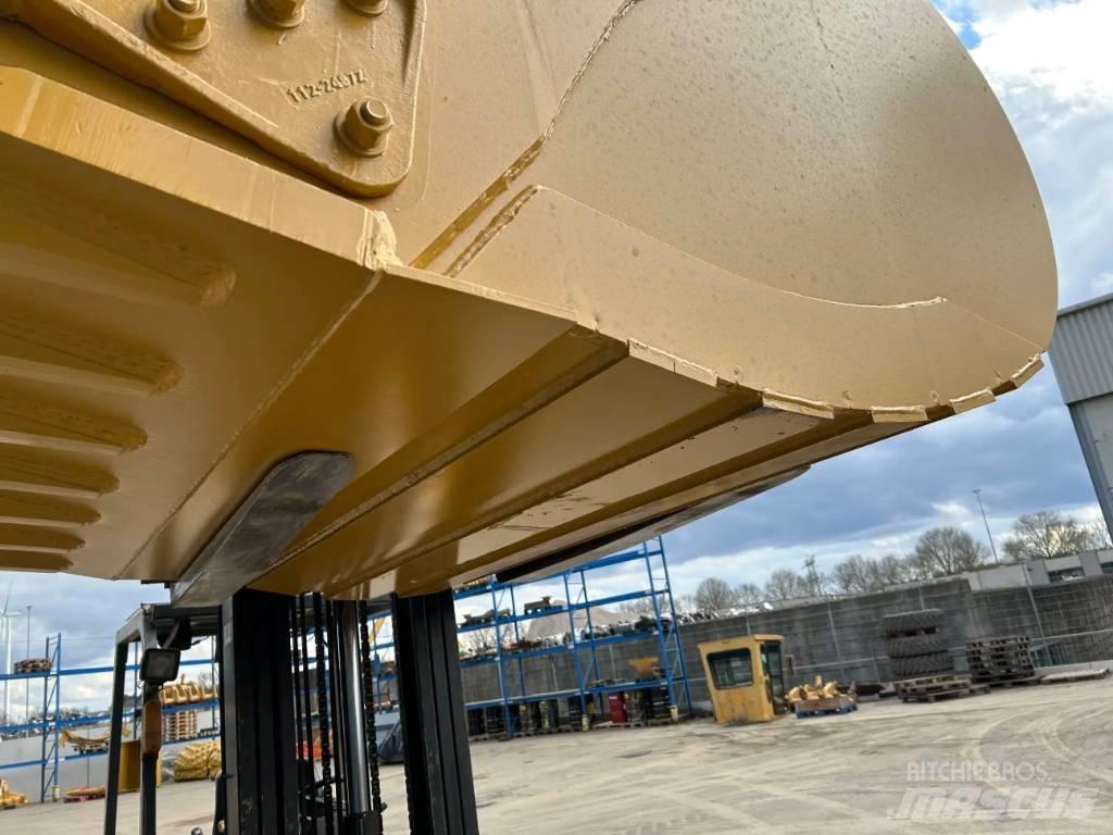 CAT 349E - UB Baldes