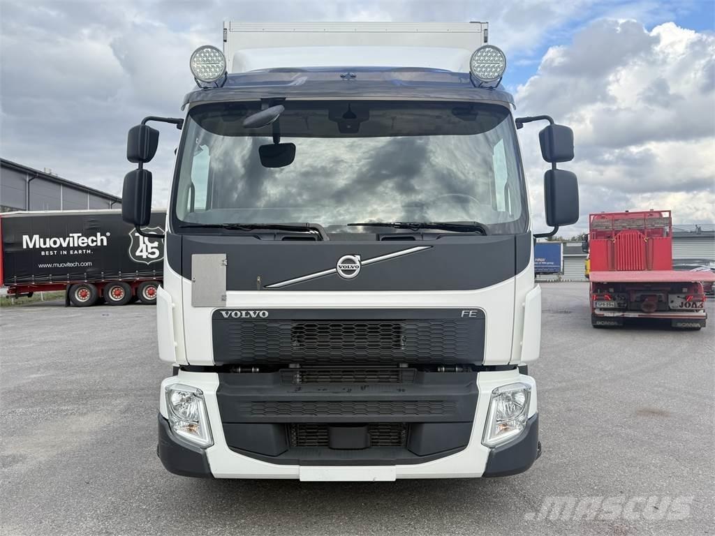Volvo FE 320 4x2 Camiões de caixa fechada
